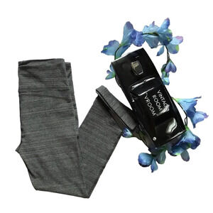 Gap Fit NWOT Performance Capri Women S